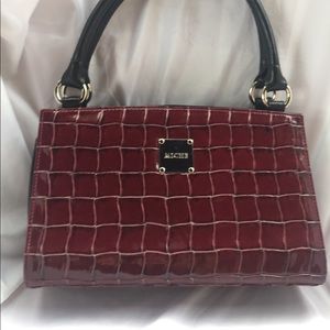 MICHE Scarlett Shell